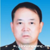 邱健
