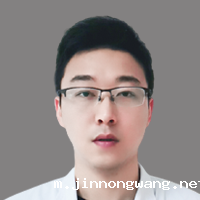 黄健
